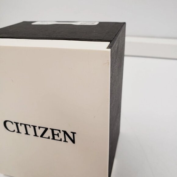 (81040-1) Citizen 8204-A10D404 Watch - Picture 13 of 14